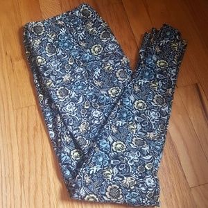 Lularoe floral leggings